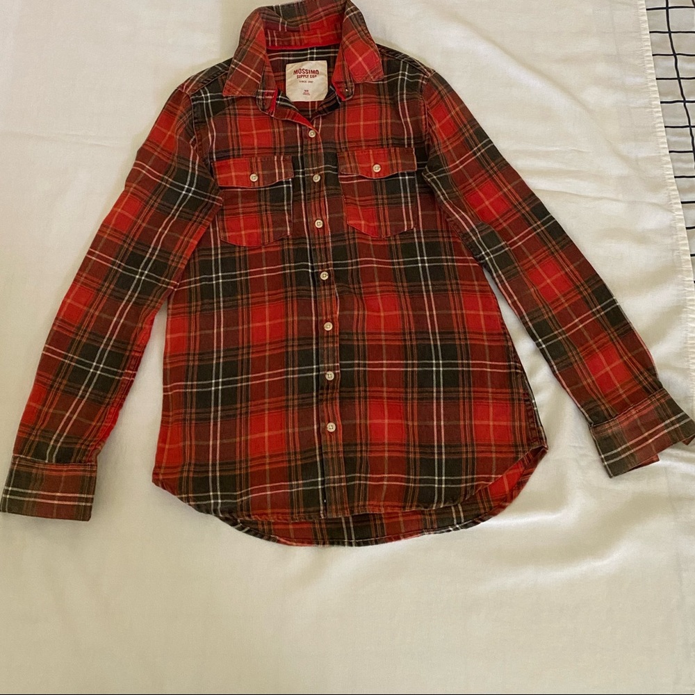 MOSSIMO SUPPLY CO. Long Sleeve Women Shirt.